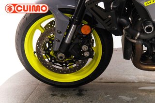 YAMAHA MT 10