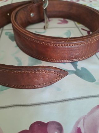 Cinturón de cuero marrón hombre