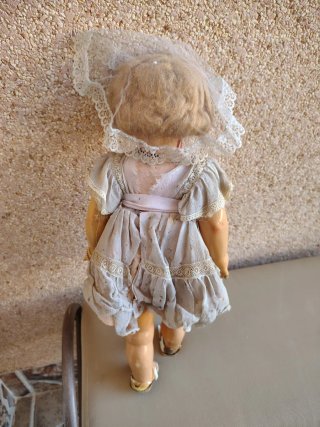 Muñeca colección. Años 40 Vestido Novia o comunión