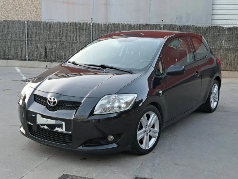 Toyota Auris 2.2 D-4D Sport 177 3p / 5p 2008