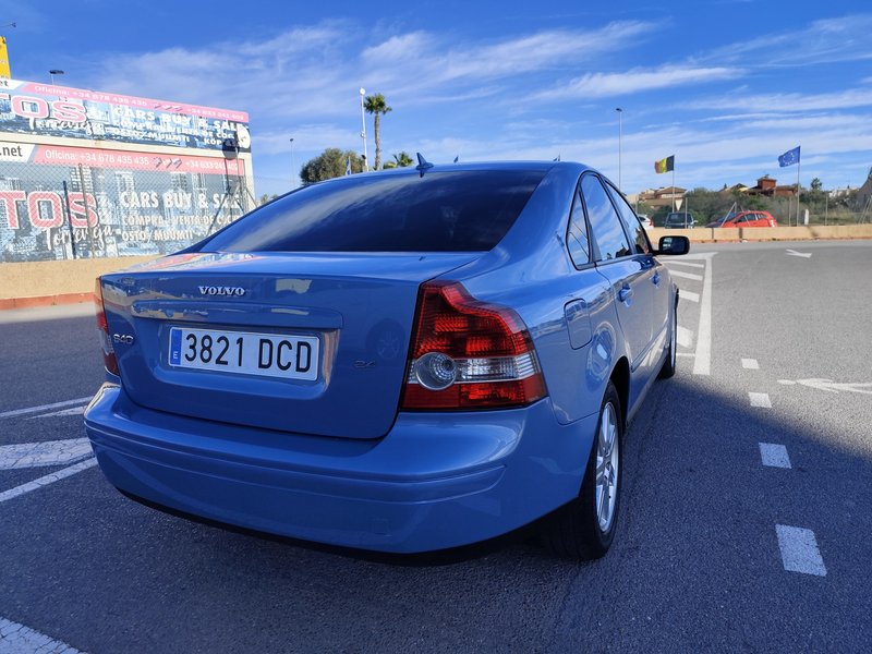 Volvo S40 2.4i Kinetic 2004, foto 2