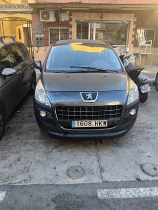 Peugeot 3008 2012