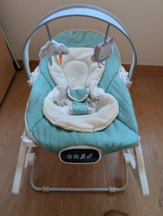 Silla mecedora para bebé