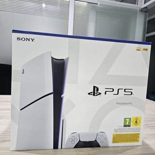 PlayStation 5 Slim Sony