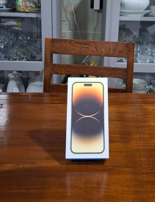 Caja iPhone 14 Pro Max Dorado