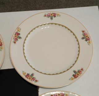 Juego 4 Platos Porcelana J&G Meakin Flores,sol