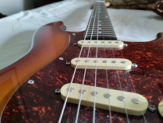 Guitarra Sire Larry Carlton S3