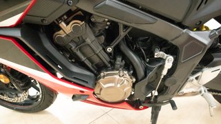 Honda CBR 650 R 2021 A2 Roja Blanca