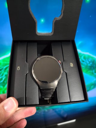 Huawei Watch 5 version de titanio