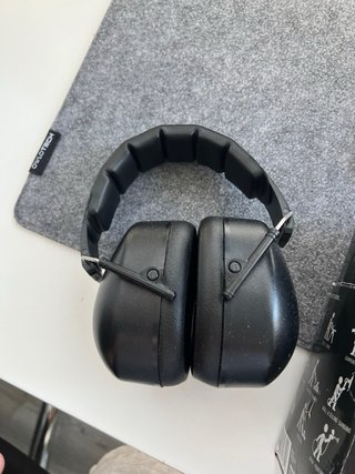 Protectores auditivos 3M para estudio