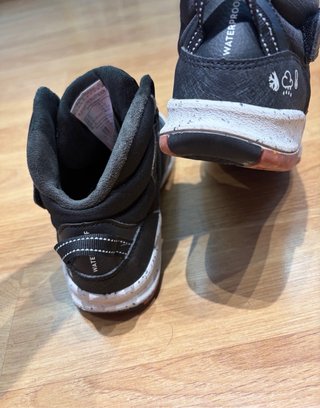 Zapatillas deportivas impermeables negras