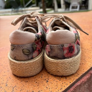 Zapatillas esparto plataforma florales