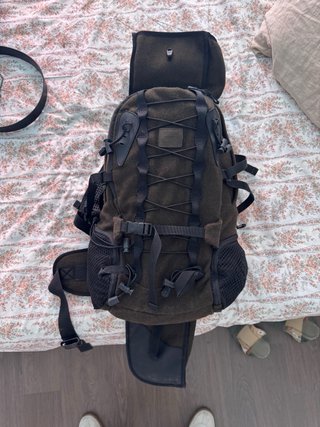 Mochila Harkila porta-rifle verde