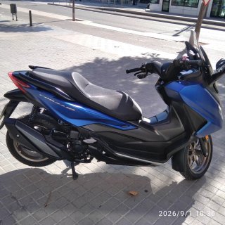 Honda Forza 350 Maxi Scooter Azul