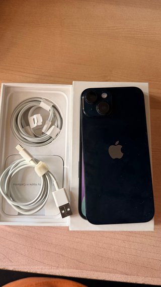 iPhone 14 midnight + 2 Carcasas One Piece