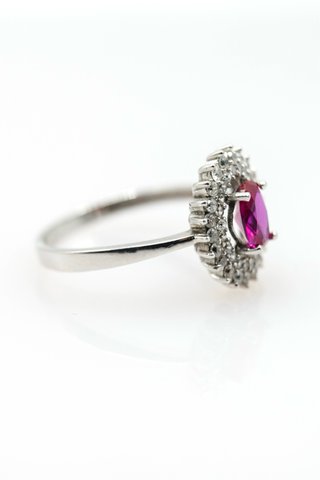 Anillo Oro Blanco 18k Rubí y Circonitas