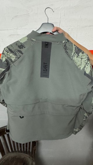 Chaqueta Revit Continent Gris/Verde