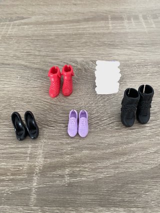Barbie – Pares de zapatos originales