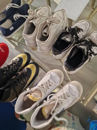 Confezione 4 paia di scarpe sportive T37 Nike, Puma