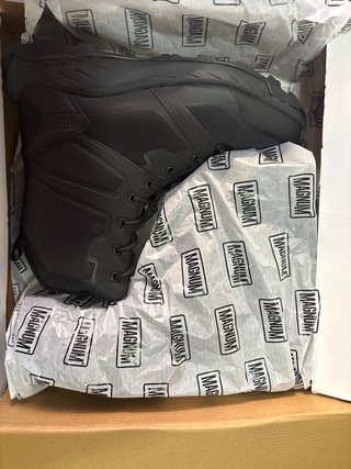 Botas Magnum Negras