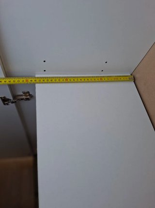 Armario blanco Ikea 3 puertas. Urge venta.