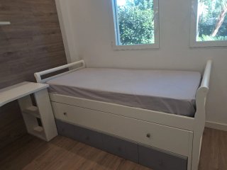 Habitación juvenil madera maciza