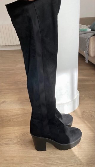 Botas altas negras