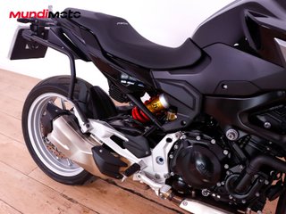 BMW F 900 R