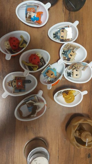 Kinder Joy One Piece Figuras