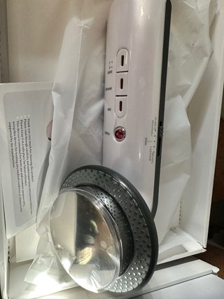 Masajeador 3 en 1 Ultrasonidos,  EMS y cavitación