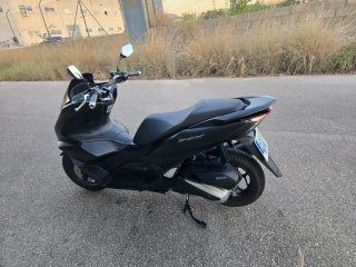 Honda PCX 125 Negra