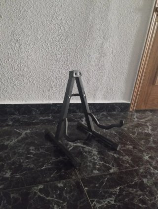 Guitarra Acústica Squier by Fender Negra + accesor
