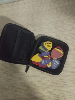 Guitarra Acústica Squier by Fender Negra + accesor