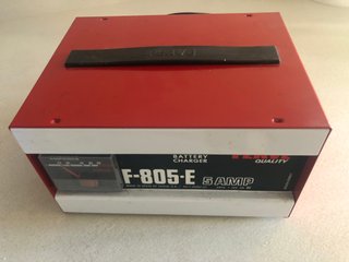 Cargador Batería FERVE F-805-E 5A
