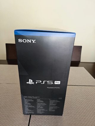 PlayStation 5 Pro PS5 Pro Blanca y Negra