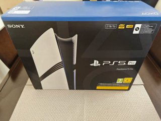 PlayStation 5 Pro PS5 Pro Blanca y Negra