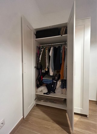 Armario Brimnes Ikea 3 puertas 117x190cm