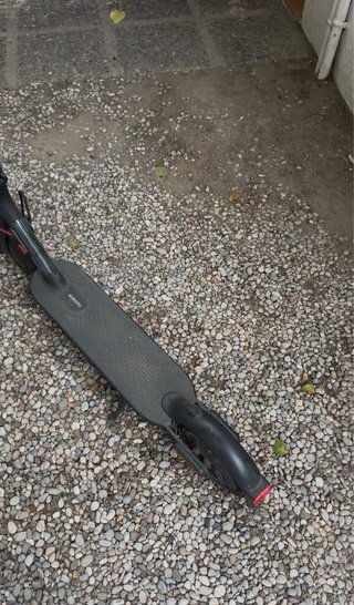 Patinete Eléctrico Xiaomi + 2 Cargadores