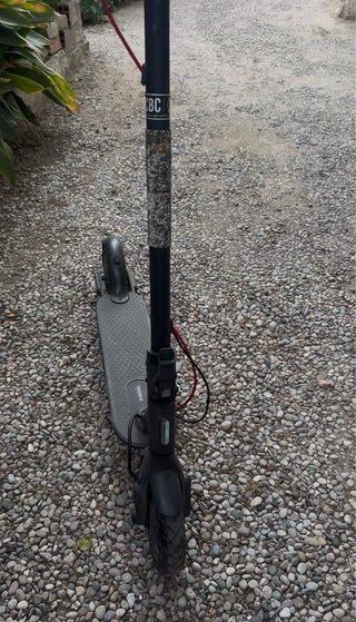 Patinete Eléctrico Xiaomi + 2 Cargadores