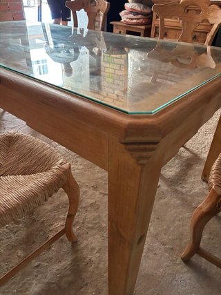 Mesa comedor madera y 6 sillas de enea