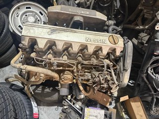 Nissan Patrol 1990