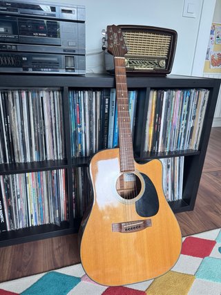 Guitarra electro acústica Takamine EG320c
