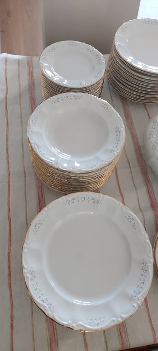 Elegante vajilla italiana de porcelana