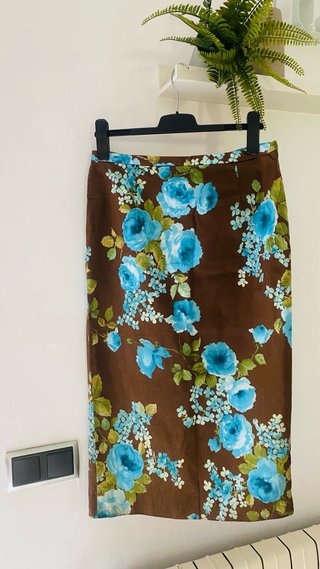 Falda vintage floral marrón y azul
