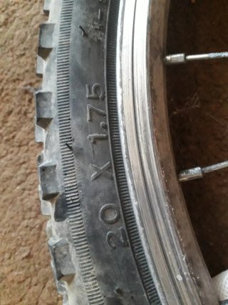 Ruedas de Bicicleta con Piñonera