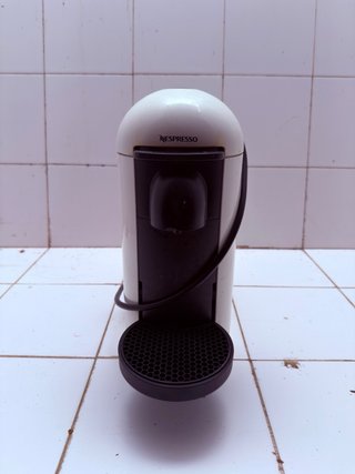 Cafetera Nespresso Blanca