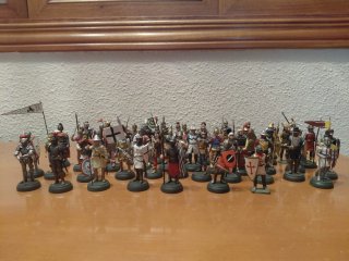 Soldaditos de plomo medievales