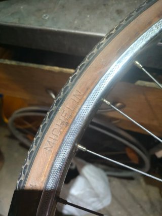 Rueda trasera bici antigua