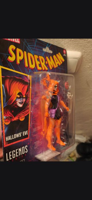 Hallows' Eve Marvel Legends