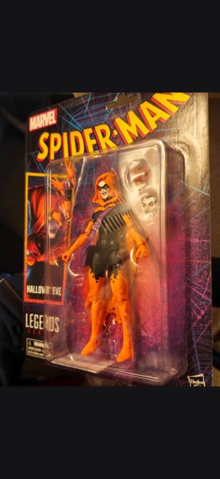 Hallows' Eve Marvel Legends